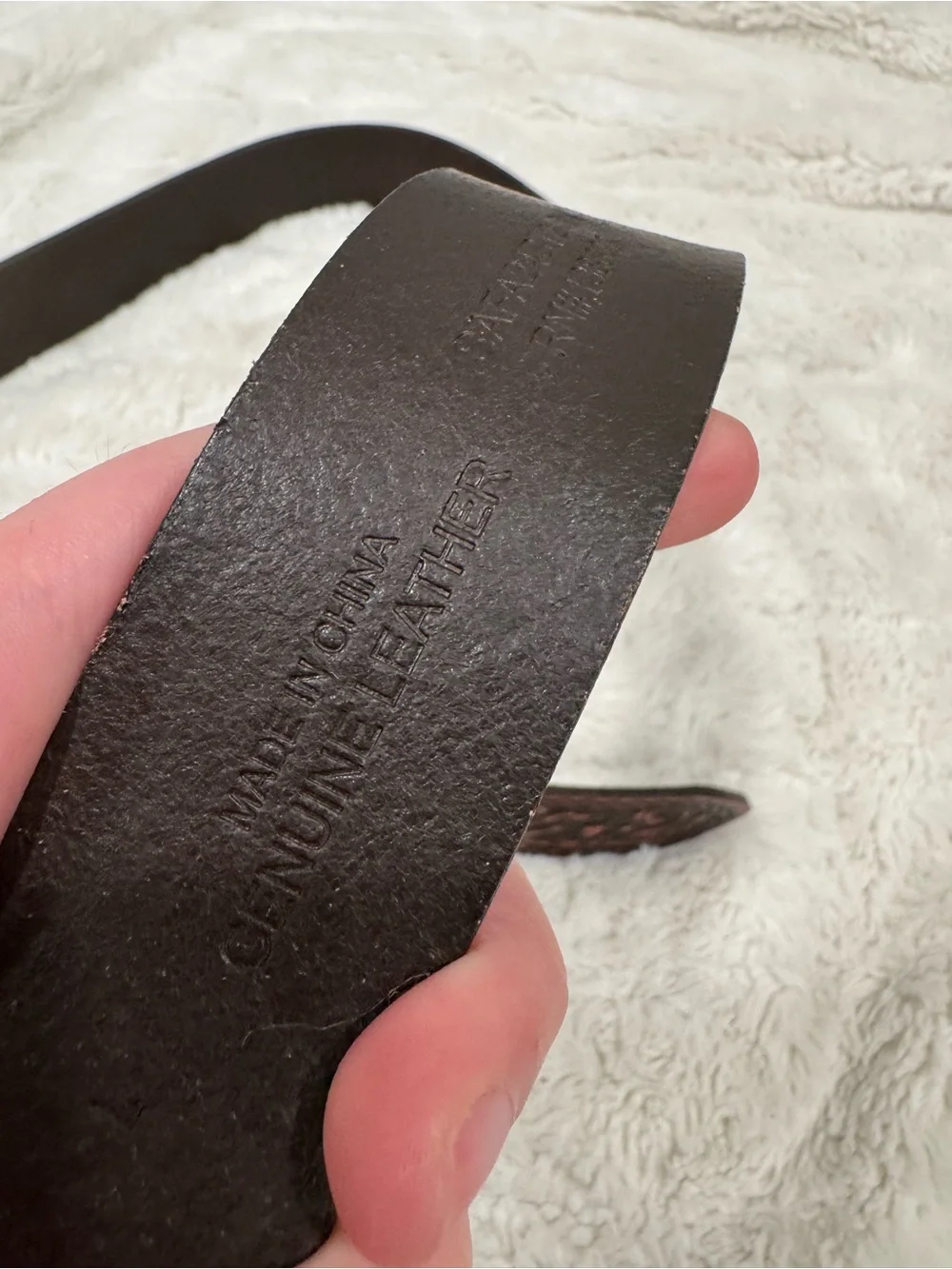 NWT Shyanne Women’s Tooled Cross Leather Belt - Picture 7 of 8